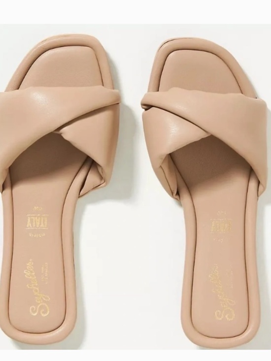 Seychelles Shoes - Seychelles Women's Breath Of Fresh Air puffy crossover slide sandals, Size 9